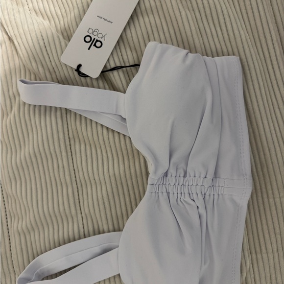 ALO Yoga Light Gray Sports Bra - Picture 1 of 1